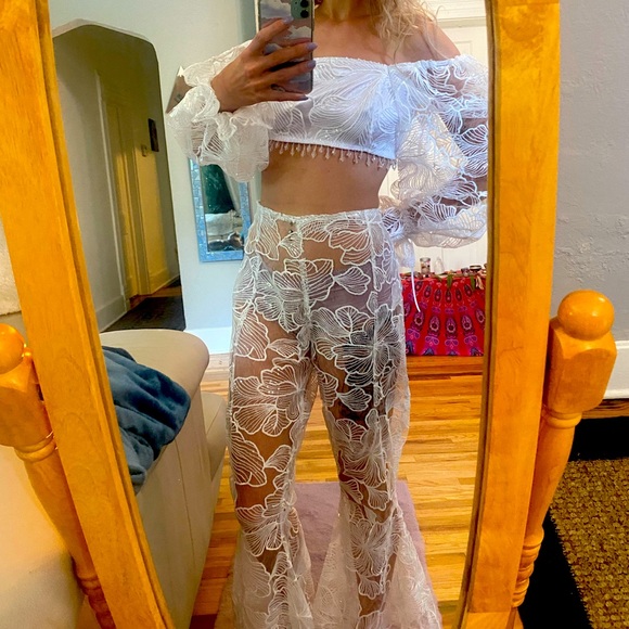 Bianca Pavlic white sheer sequin set - Picture 2 of 3